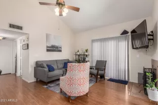 Photo #4: 6330671 Listing