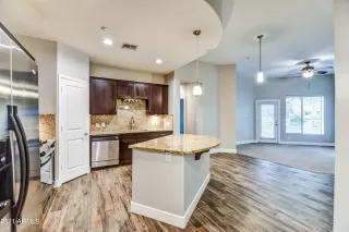 Photo #6: 6330763 Listing 