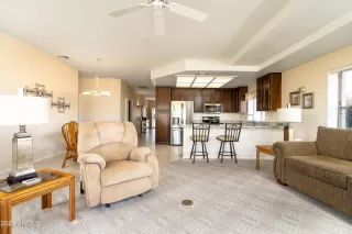 Photo #6: 6330895 Listing
