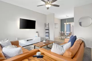 Photo #5: 6330936 Listing