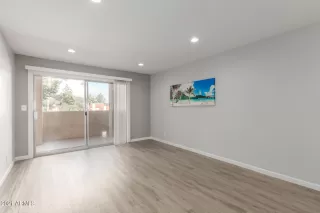 Photo #3: 6331037 Listing