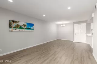 Photo #4: 6331037 Listing