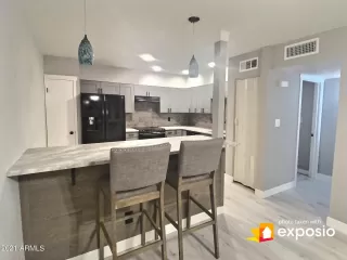 Photo #6: 6331088 Listing