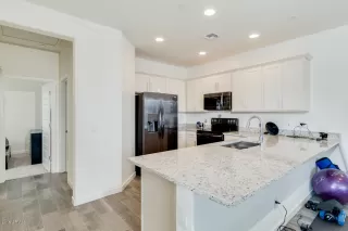 Photo #6: 6331150 Listing