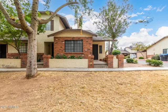 MLS: 6331263 Condo For Sale