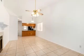 Photo #6: 6331263 Listing 