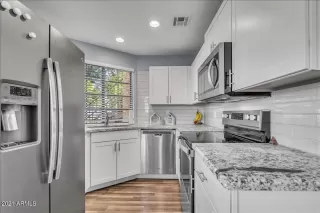 Photo #3: 6331487 Listing 