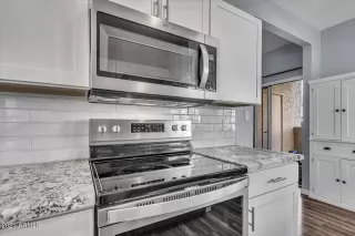 Photo #4: 6331487 Listing 