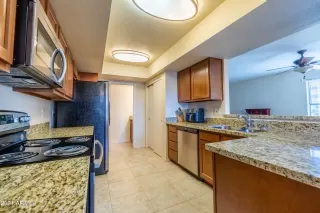 Photo #2: 6331766 Listing 