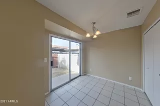 Photo #5: 6331783 Listing