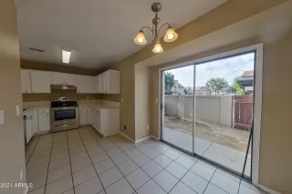 Photo #6: 6331783 Listing