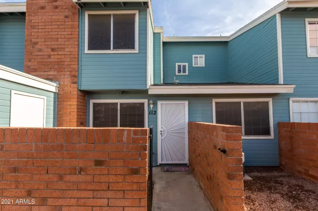 MLS: 6331933 Condo For Sale