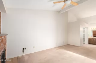 Photo #5: 6331933 Listing 