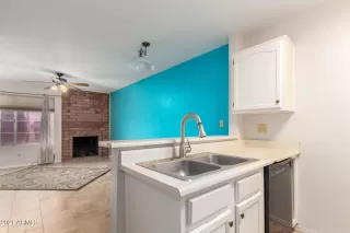 Photo #6: 6331933 Listing 