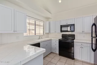 Photo #4: 6332077 Listing 