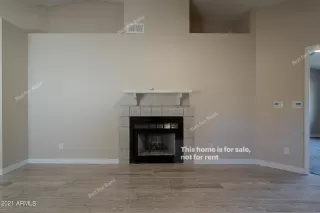 Photo #4: 6332129 Listing