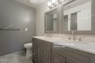 Photo #5: 6332129 Listing