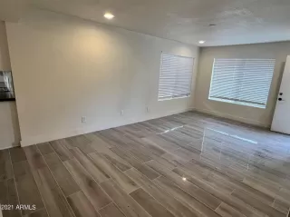 Photo #3: 6332275 Listing