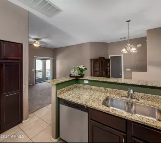 Photo #6: 6332431 Listing 