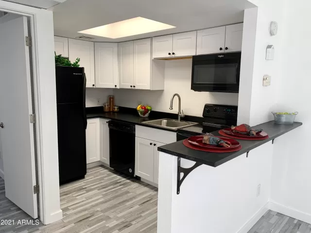 MLS: 6332498 Condo For Sale