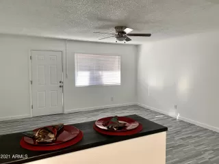 Photo #4: 6332498 Listing