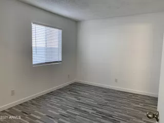 Photo #6: 6332498 Listing