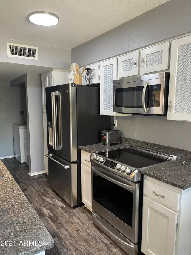 MLS: 6332590 Condo For Sale