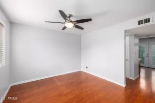 Photo #2: 6332642 Listing 