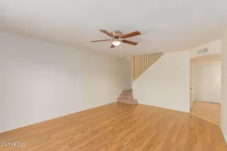 Photo #4: 6332815 Listing