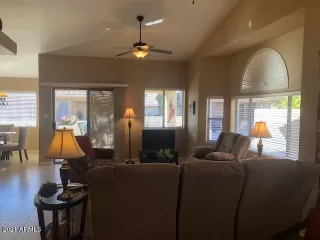 Photo #3: 6332888 Listing