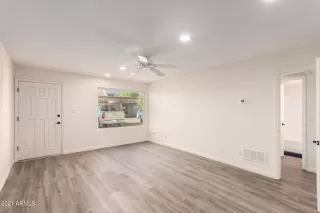 Photo #2: 6332898 Listing