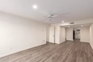 Photo #3: 6332898 Listing