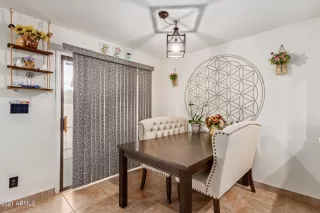 Photo #6: 6333123 Listing 