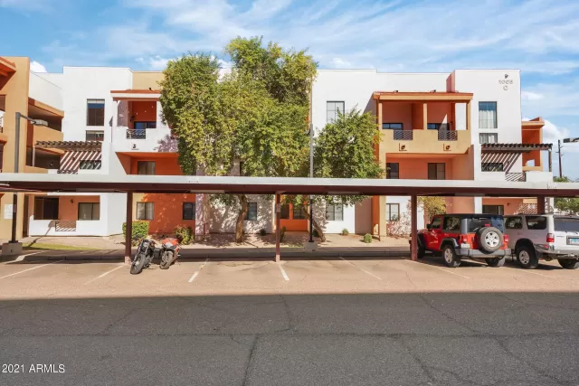 MLS: 6333459 Condo For Sale