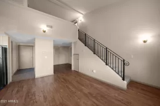 Photo #2: 6333459 Listing 