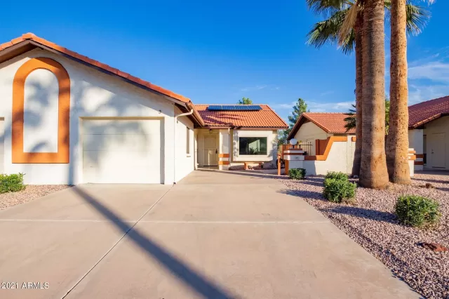 MLS: 6333673 Condo For Sale