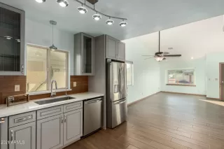 Photo #5: 6333673 Listing 