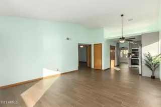 Photo #6: 6333673 Listing 