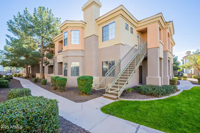 MLS: 6333828 Condo For Sale