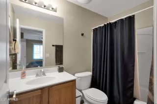 Photo #4: 6334133 Listing