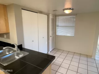 Photo #5: 6334299 Listing