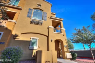 Photo #4: 6334718 Listing