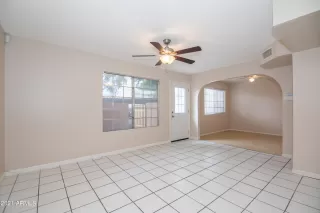 Photo #4: 6334915 Listing