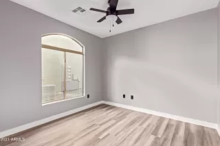 Photo #3: 6335044 Listing