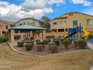 Photo #2: 6335163 Listing 