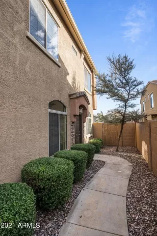 Photo #4: 6335163 Listing 