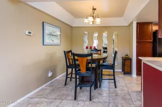 Photo #5: 6335210 Listing 