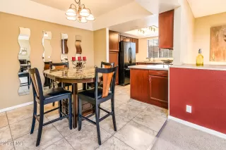 Photo #6: 6335210 Listing 