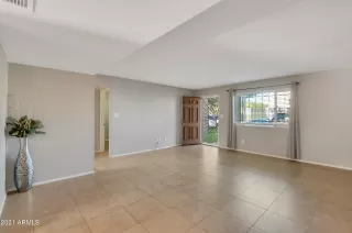 Photo #2: 6335214 Listing