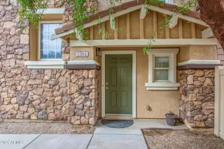 Photo #5: 6335373 Listing